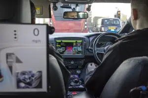 Nissan guida autonoma ServCity