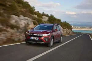 Dacia Jogger Hybrid 2023 - Prova Lisbona
