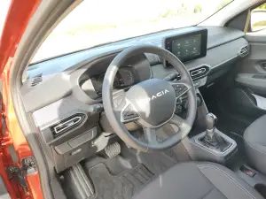 Dacia Jogger Hybrid 2023 - Prova Lisbona