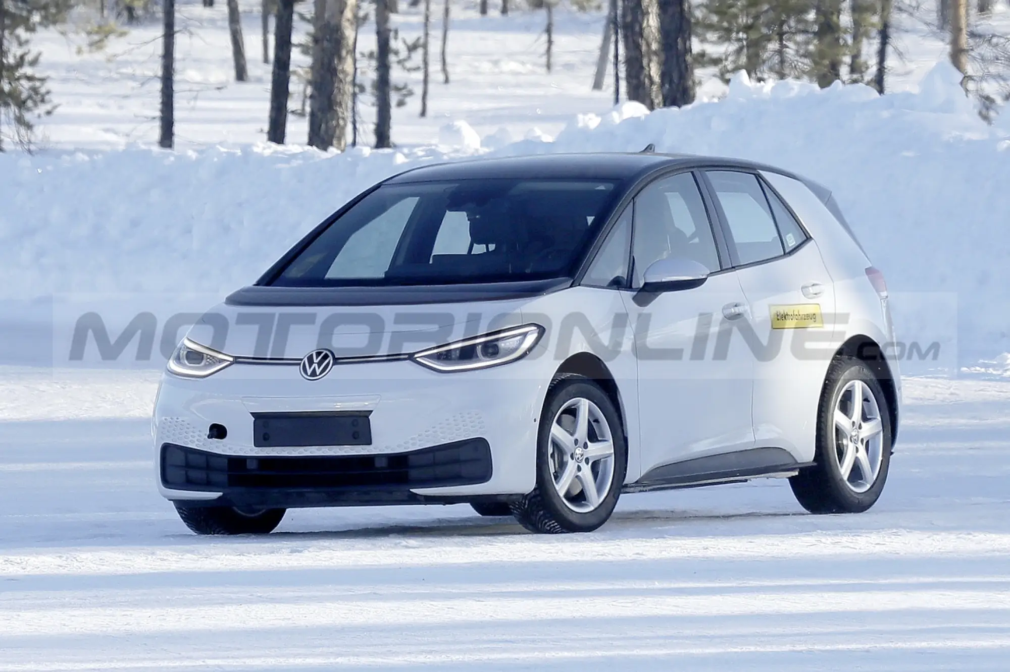 Volkswagen ID.2 - Foto Spia 20-02-2023 - 1