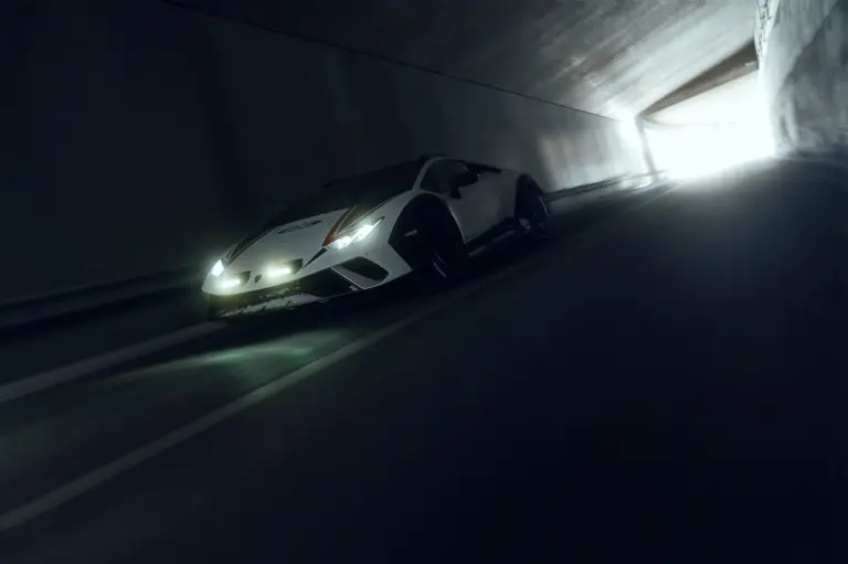 Lamborghini Huracan Sterrato Livigno - 18