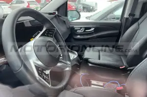 Mercedes Classe V ed EQV restyling - Foto Spia 21-02-2023 - 10