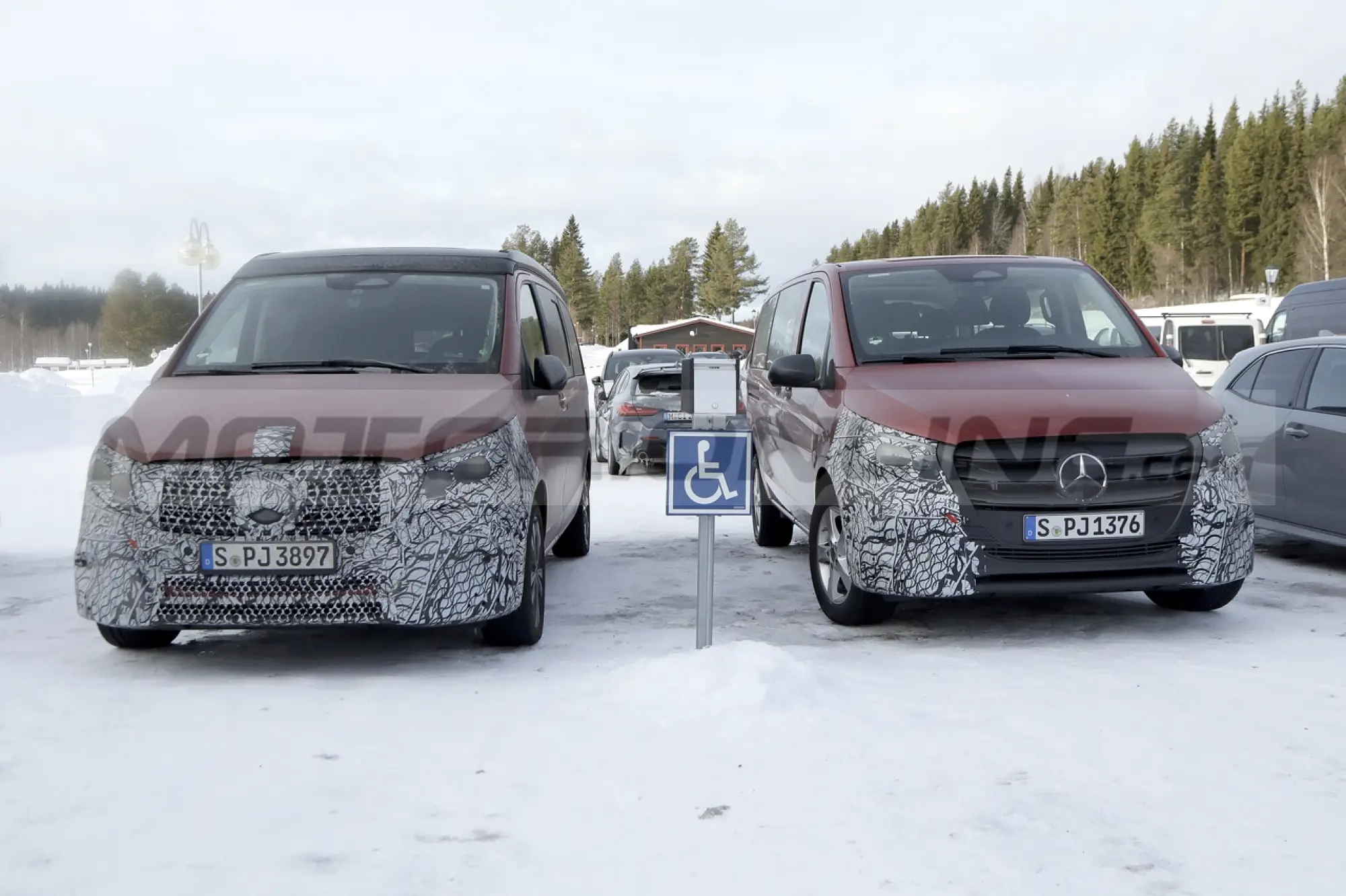 Mercedes Classe V ed EQV restyling - Foto Spia 21-02-2023 - 1