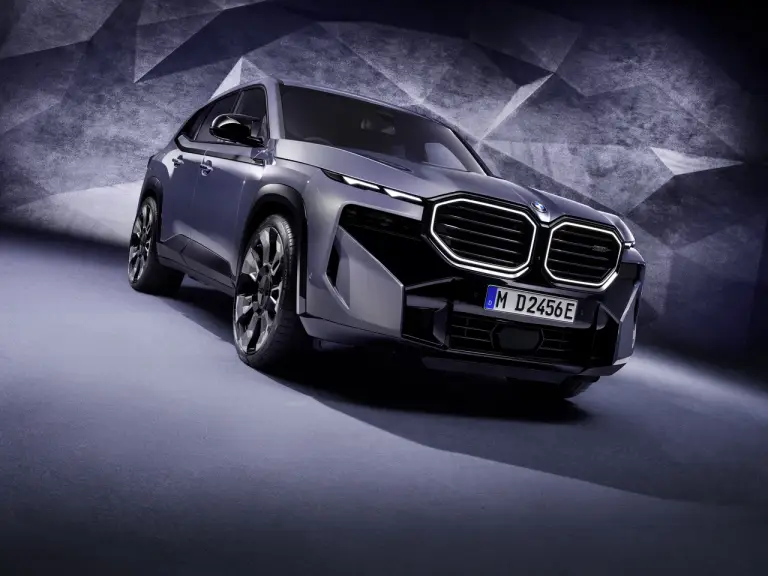 BMW XM vernici BMW Individual - 14