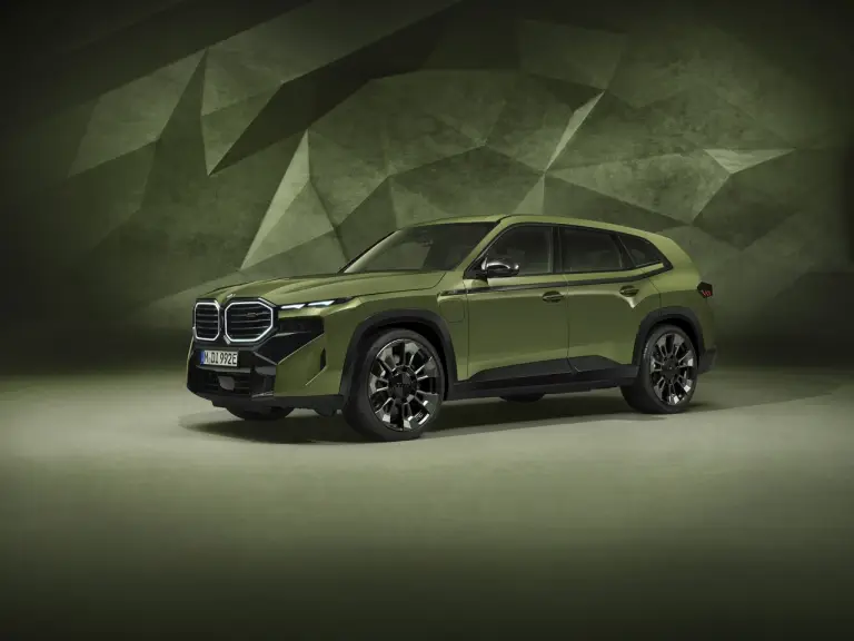 BMW XM vernici BMW Individual - 10