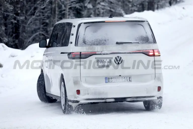 Volkswagen ID. Buzz LWB - Foto Spia 22-02-2023 - 10