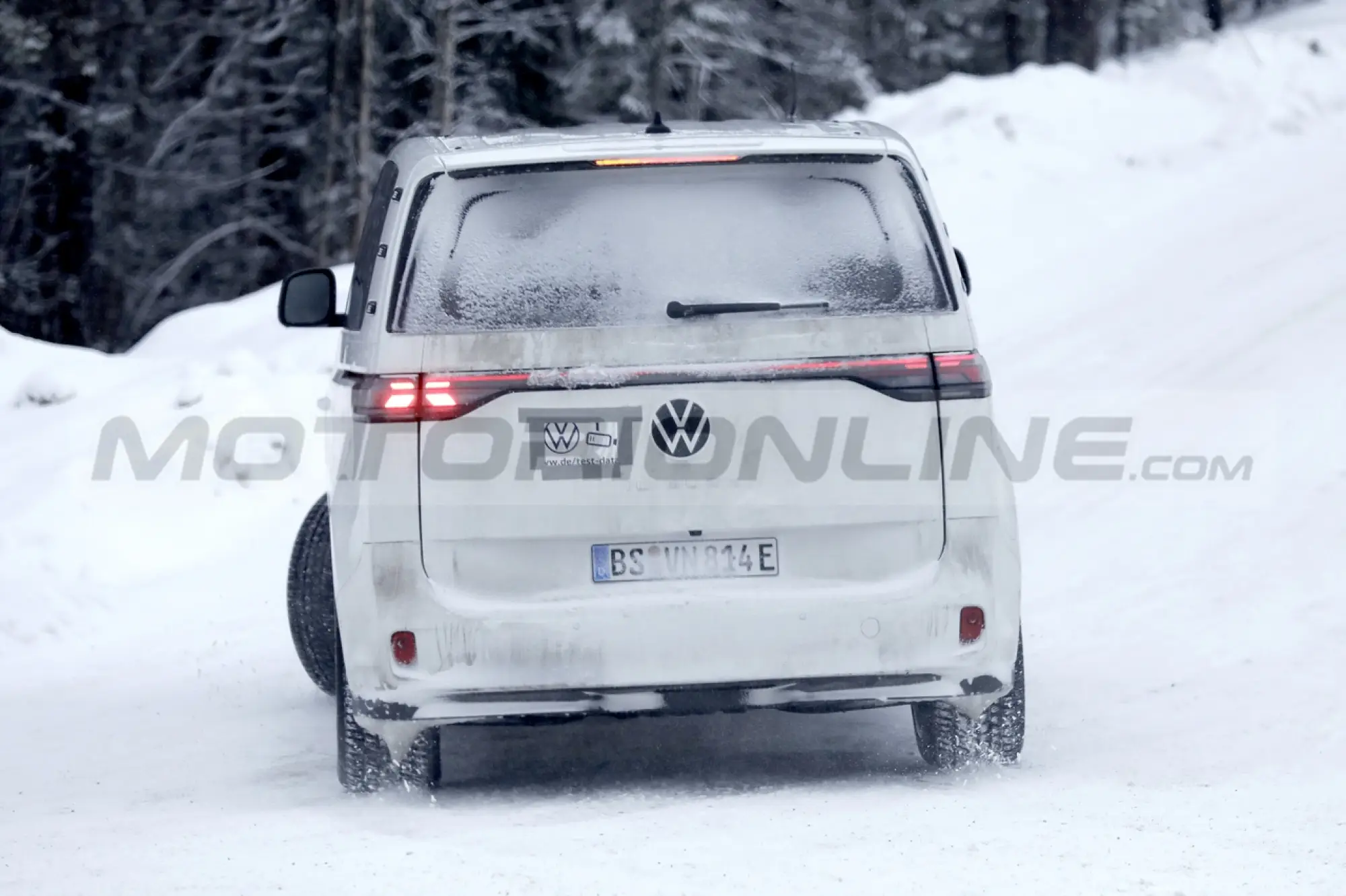 Volkswagen ID. Buzz LWB - Foto Spia 22-02-2023 - 9