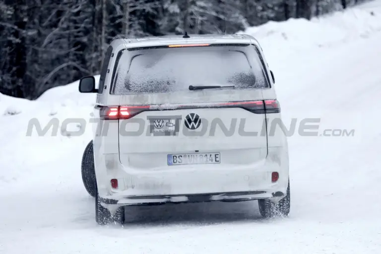 Volkswagen ID. Buzz LWB - Foto Spia 22-02-2023 - 9