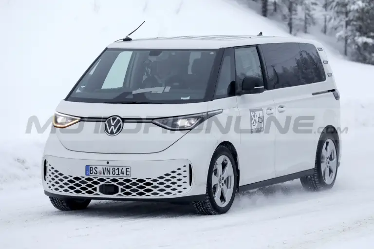 Volkswagen ID. Buzz LWB - Foto Spia 22-02-2023 - 11
