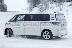 Volkswagen ID. Buzz LWB - Foto Spia 22-02-2023 - 12