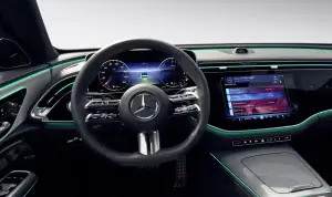Mercedes Classe E 2024 interni