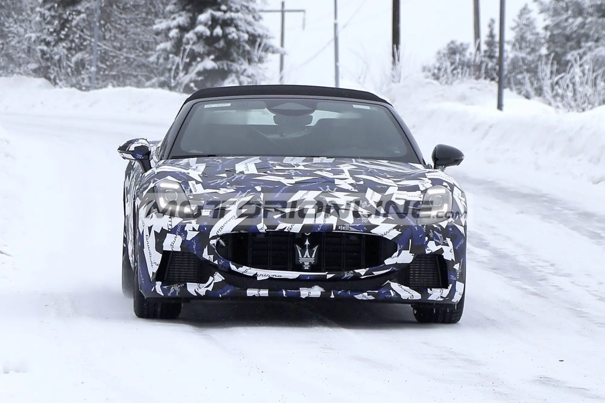 Maserati GranCabrio - Foto spia 23-2-2023 - 3