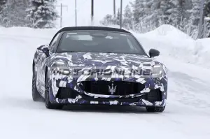 Maserati GranCabrio - Foto spia 23-2-2023 - 1
