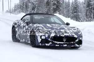 Maserati GranCabrio - Foto spia 23-2-2023 - 2
