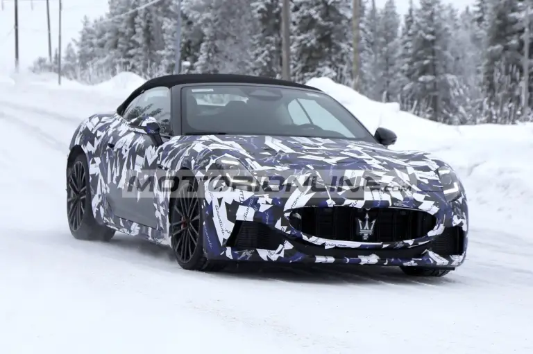 Maserati GranCabrio - Foto spia 23-2-2023 - 2