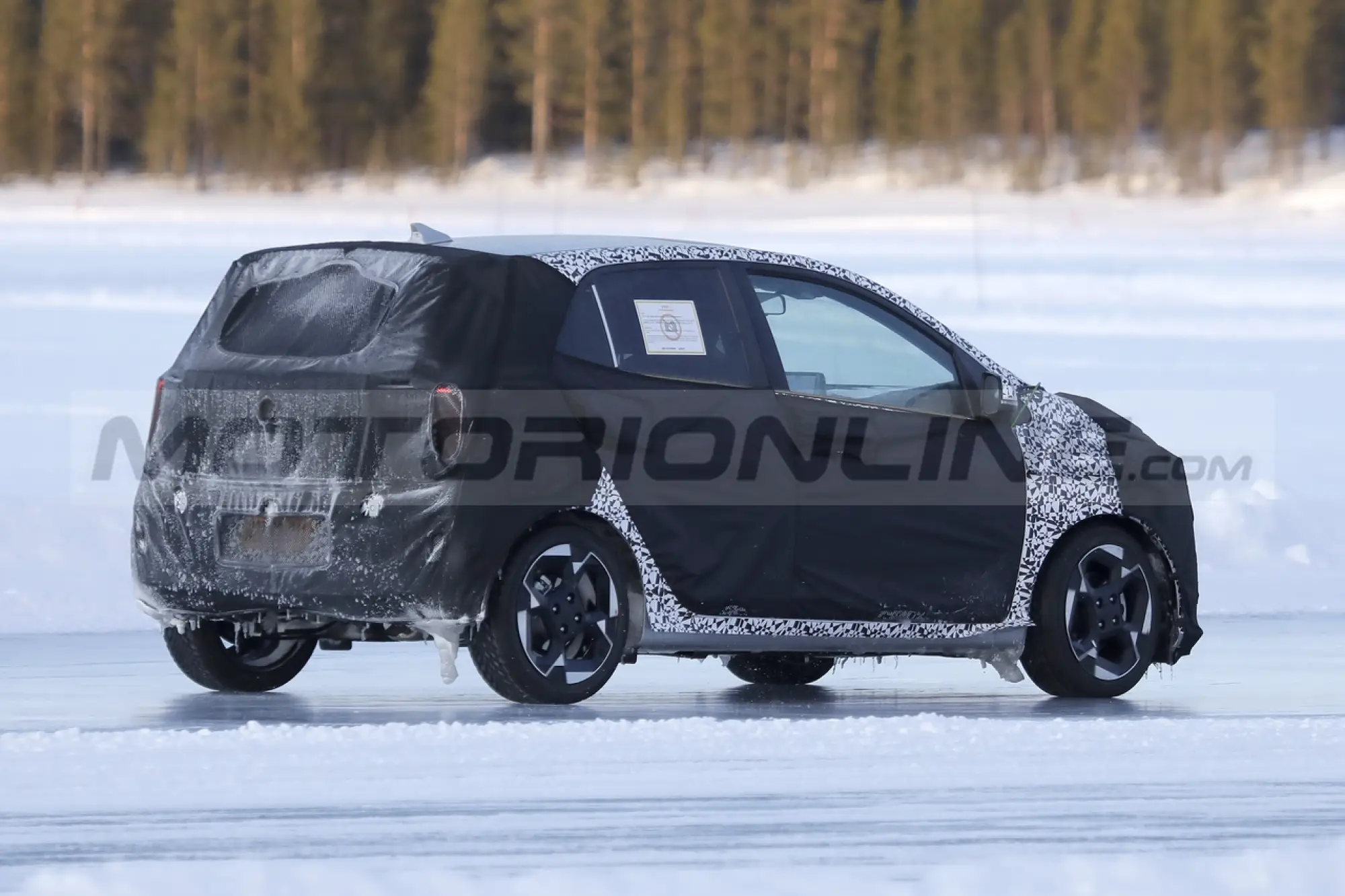 Kia Picanto 2024 - Foto Spia 28-02-2023 - 18