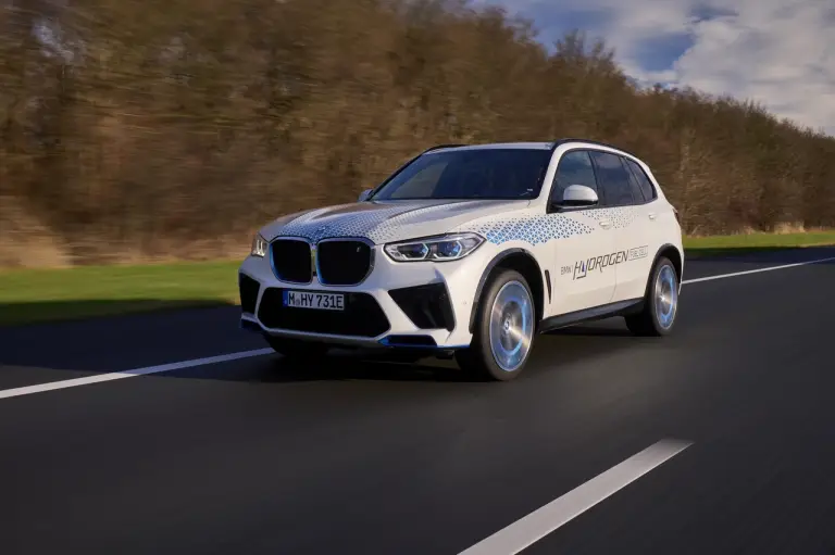 BMW iX5 Hydrogen flotta pilota - 16