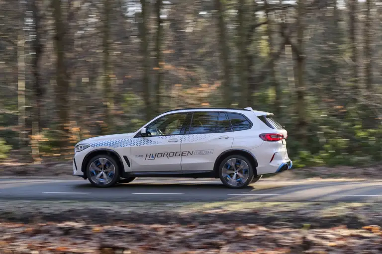 BMW iX5 Hydrogen flotta pilota - 22