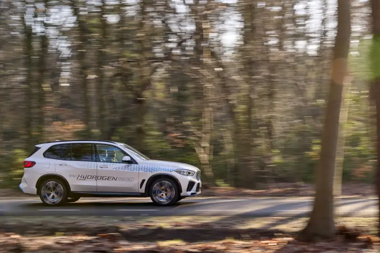 BMW iX5 Hydrogen flotta pilota - 26