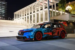 Honda CR-V Hybrid Racer