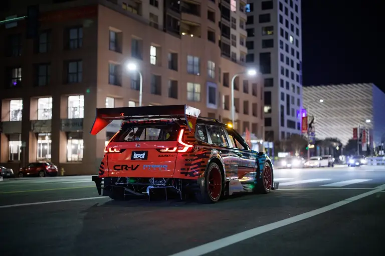 Honda CR-V Hybrid Racer - 14