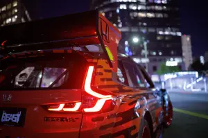Honda CR-V Hybrid Racer