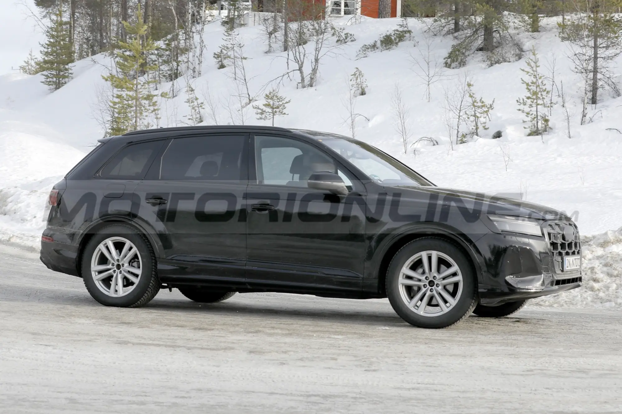 Audi Q7 2024 - Foto Spia 01-03-2023 - 6