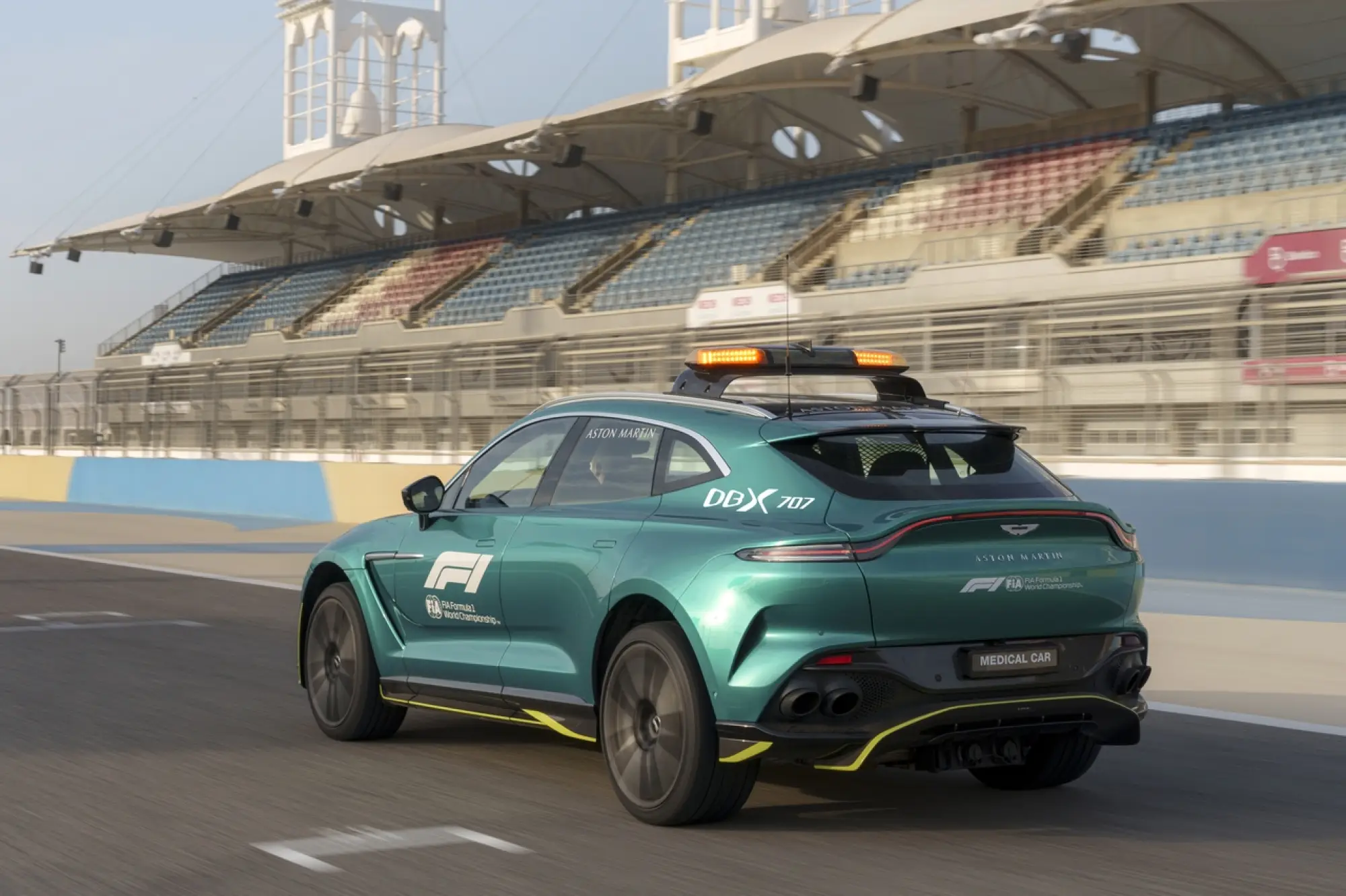 Aston Martin DBX707 medical car Formula 1 - 11