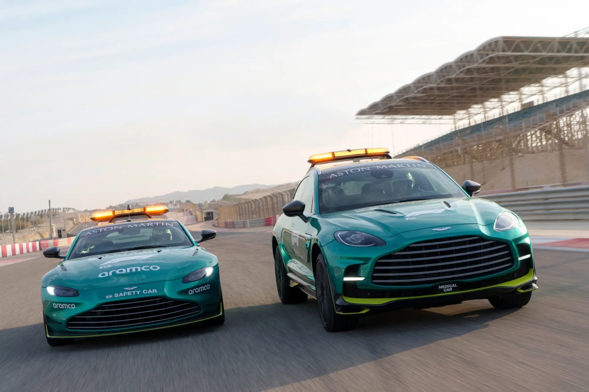 Aston Martin DBX707 medical car Formula 1 - 3