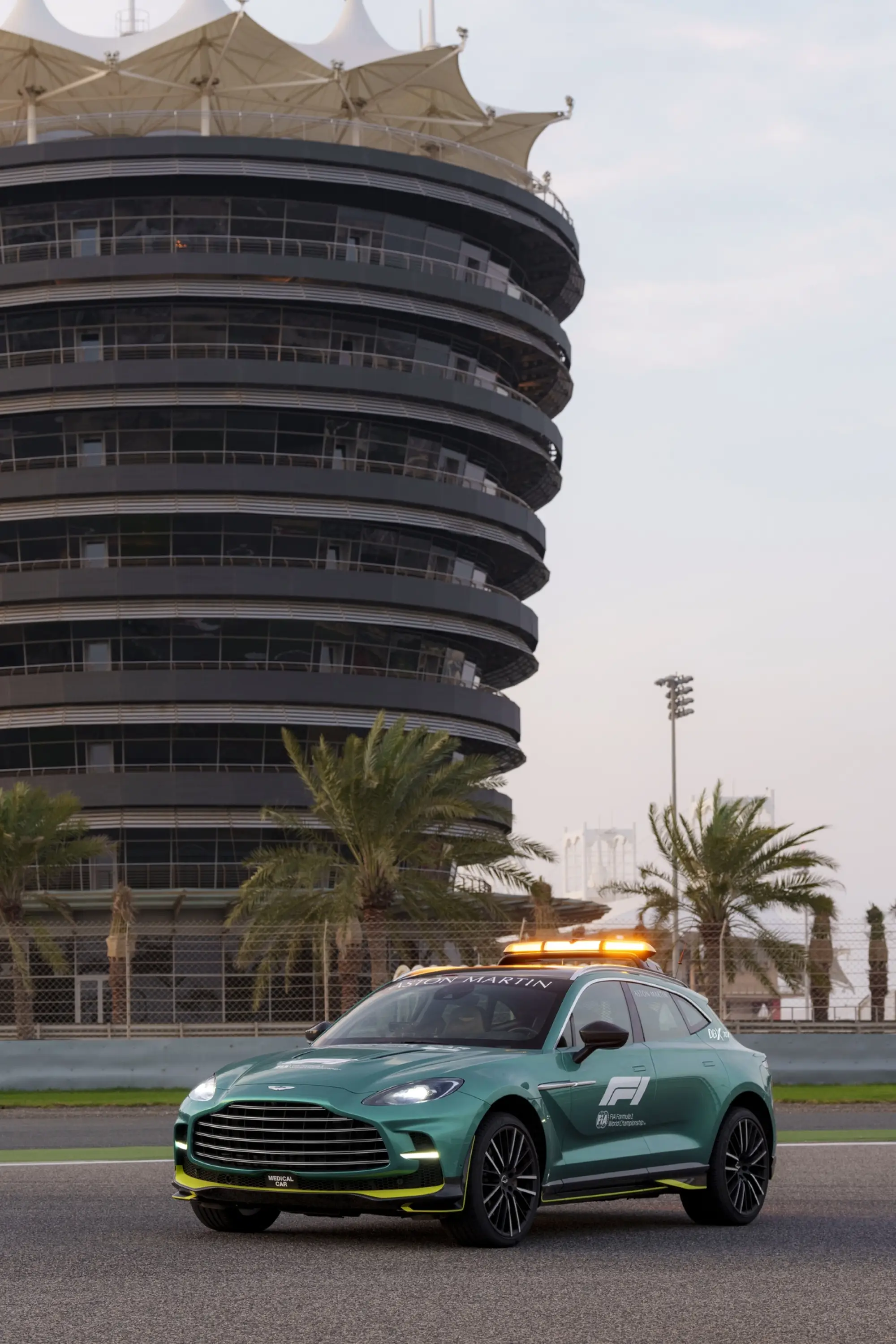 Aston Martin DBX707 medical car Formula 1 - 5