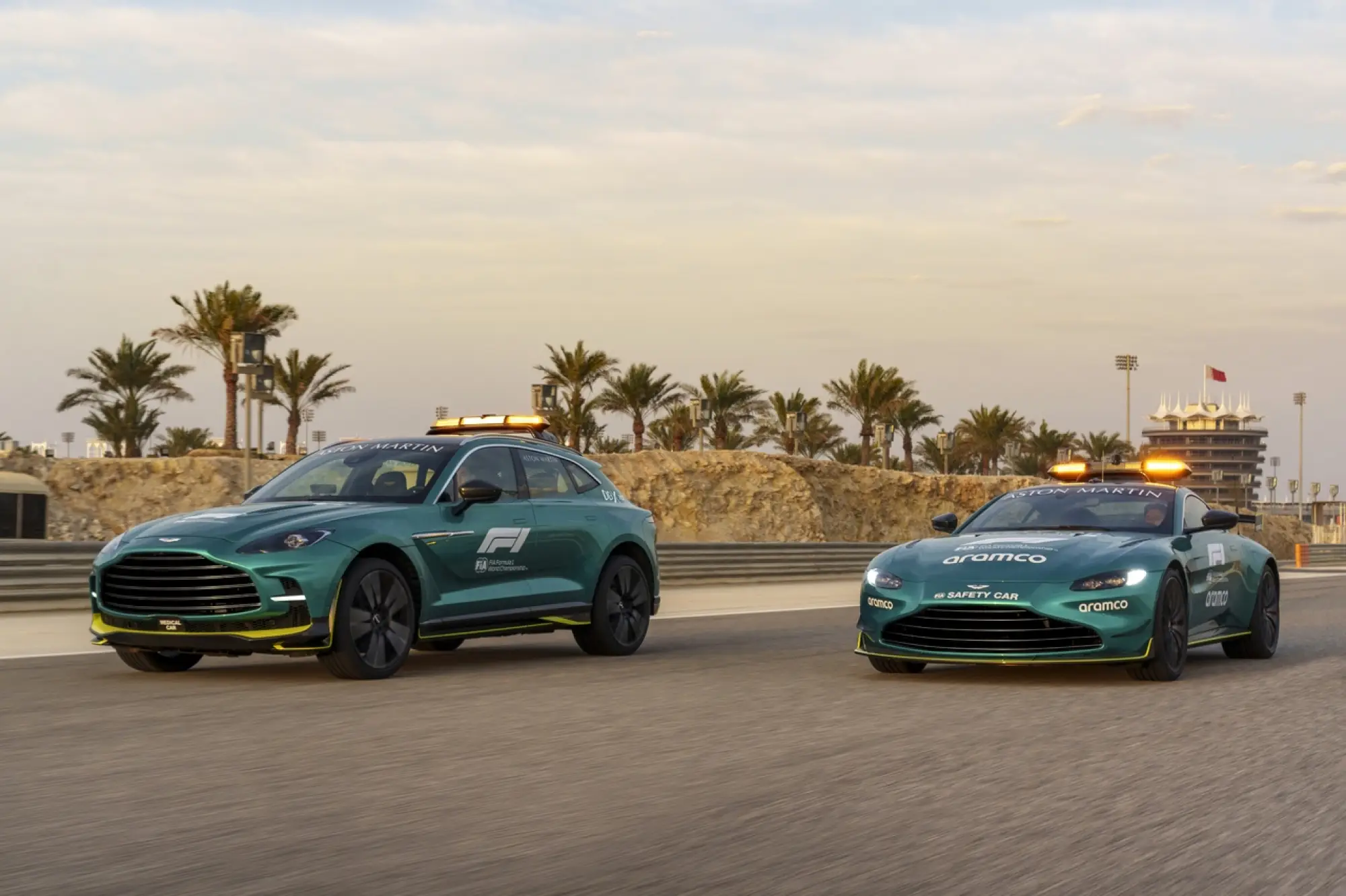 Aston Martin DBX707 medical car Formula 1 - 12