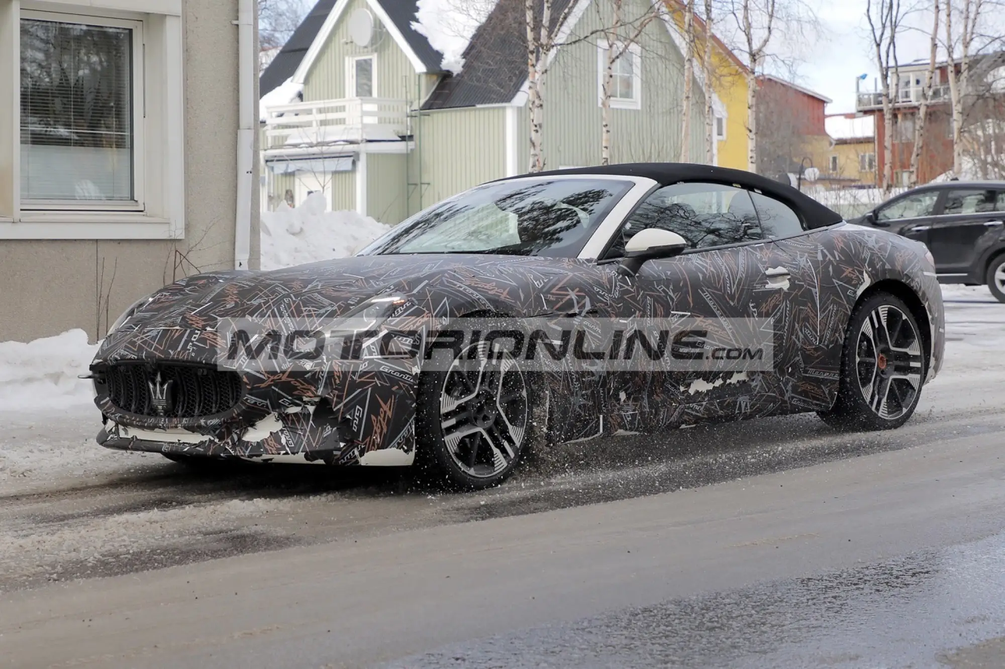 Maserati GranCabrio Folgore - Foto spia 2-3-2023 - 6