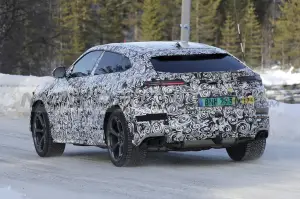 Lamborghini Urus Hybrid - Foto Spia 03-03-2023 - 8