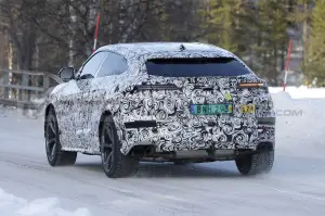 Lamborghini Urus Hybrid - Foto Spia 03-03-2023 - 10