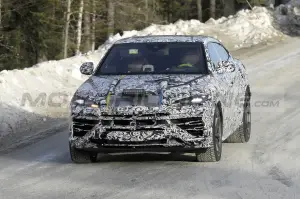 Lamborghini Urus Hybrid - Foto Spia 03-03-2023 - 1