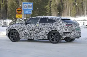Lamborghini Urus Hybrid - Foto Spia 03-03-2023 - 9