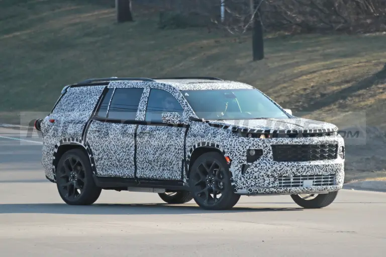 Chevrolet Traverse 2024 - Foto Spia 03-03-2023 - 8
