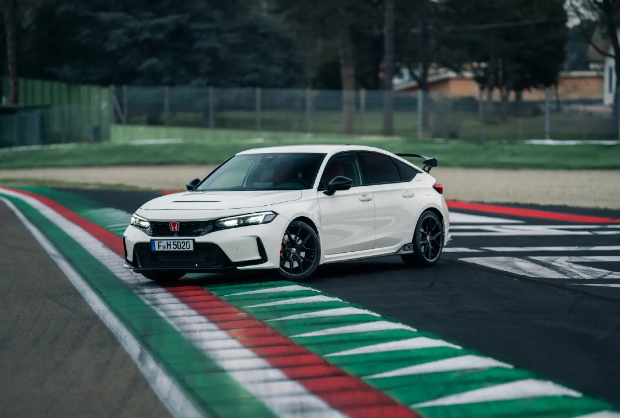 Honda Civic Type R 2023 - Imola - 4