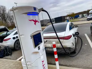 Mercedes EQE e EQS - SixNationsZeroEmissions