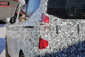 Ford Tourneo Courier 2024 - Foto Spia 08-03-2023