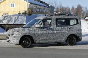 Ford Tourneo Courier 2024 - Foto Spia 08-03-2023