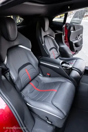 Ferrari Purosangue - Prova su strada