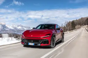Ferrari Purosangue - Prova su strada