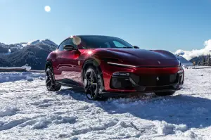 Ferrari Purosangue - Prova su strada