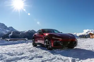 Ferrari Purosangue - Prova su strada