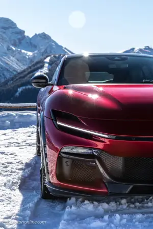 Ferrari Purosangue - Prova su strada