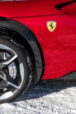 Ferrari Purosangue - Prova su strada