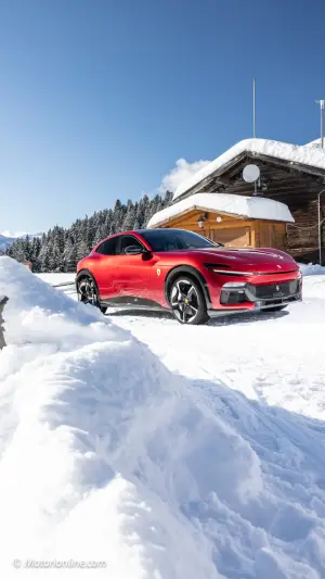 Ferrari Purosangue - Prova su strada
