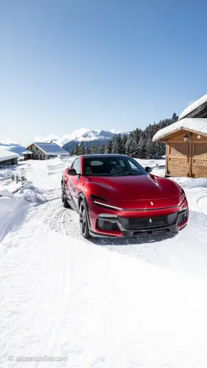 Ferrari Purosangue - Prova su strada