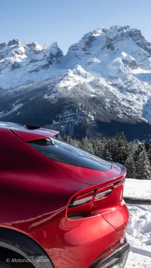 Ferrari Purosangue - Prova su strada